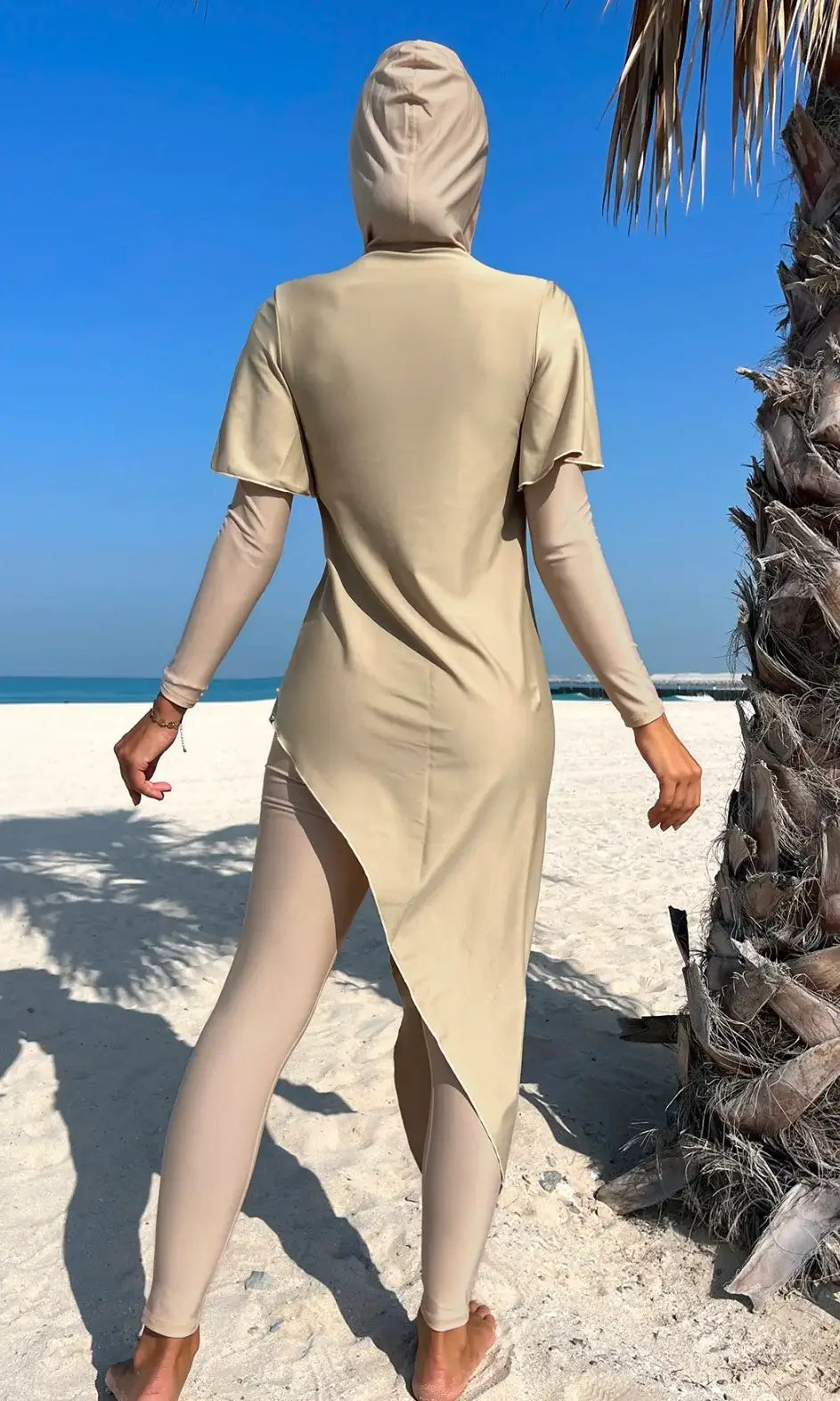 Burkini large 2 pièces beige avec capuche